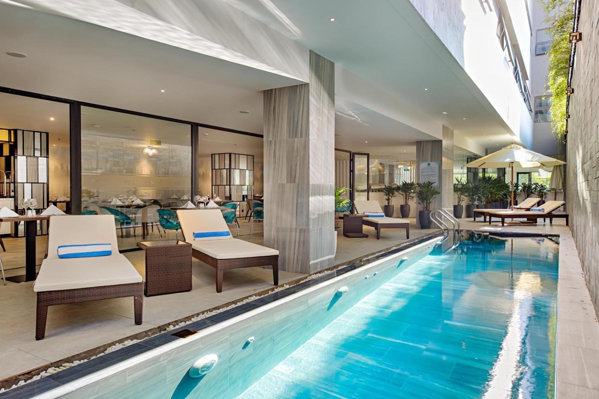 Satya Da Nang Hotel Han Market Экстерьер фото