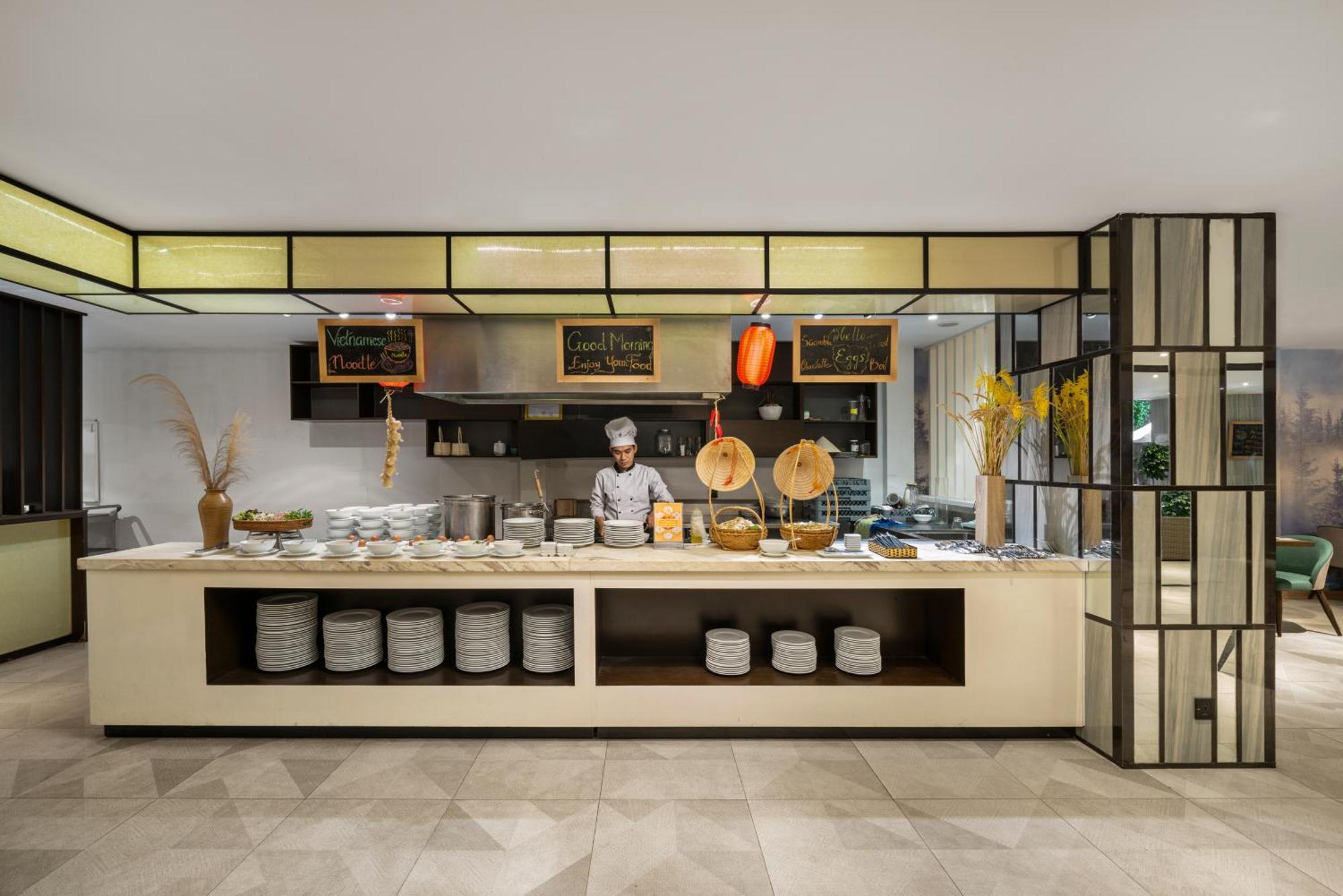 Satya Da Nang Hotel Han Market Экстерьер фото