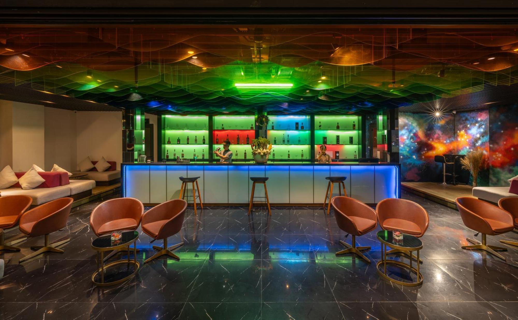Satya Da Nang Hotel Han Market Экстерьер фото