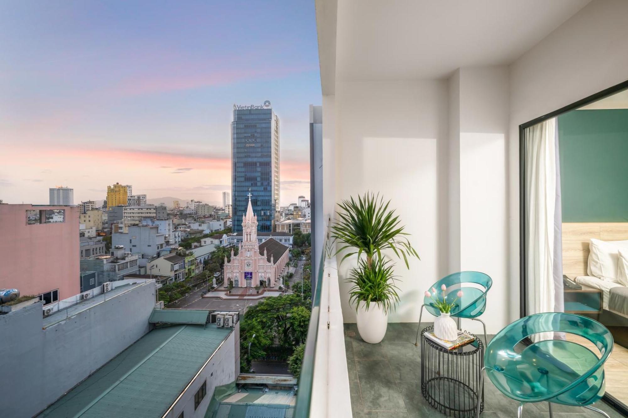 Satya Da Nang Hotel Han Market Экстерьер фото