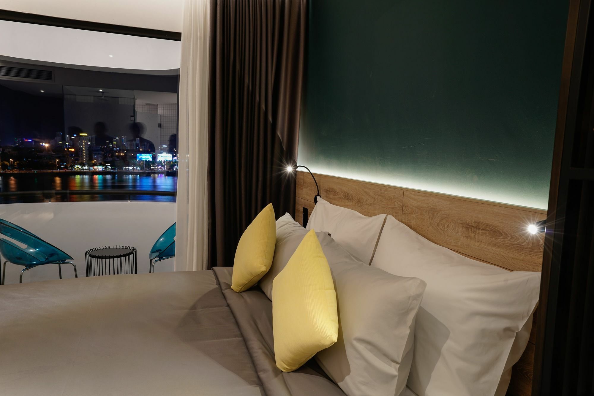 Satya Da Nang Hotel Han Market Экстерьер фото